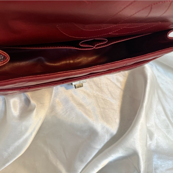 Chanel 2.55 Reissue Quilted Classic Double Flap Bag (Size 227) - Picture 12 of 16